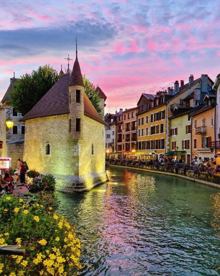 L'Echappee Du 36 - 4 Chambres Dans Le Triangle D'Or A 100M Du Lac, Parking Gratuit Annecy Bagian luar foto